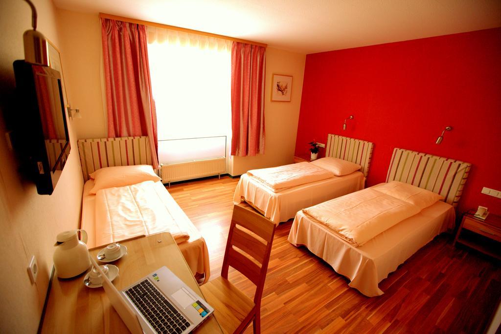 Airport Hotel Walldorf Moerfelden-Walldorf Exterior photo