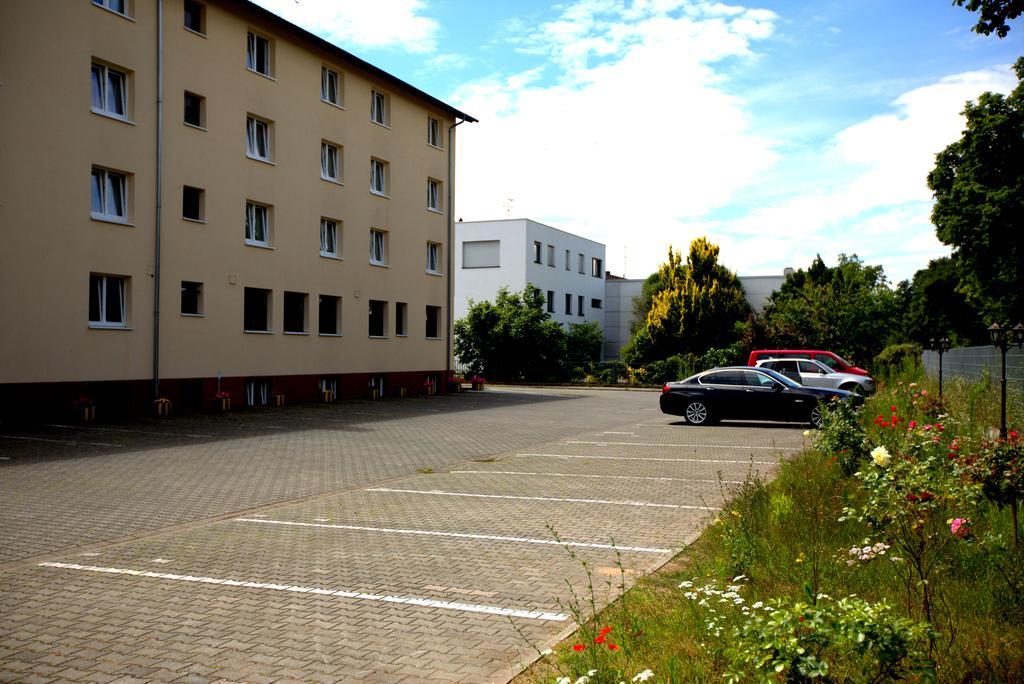 Airport Hotel Walldorf Moerfelden-Walldorf Exterior photo